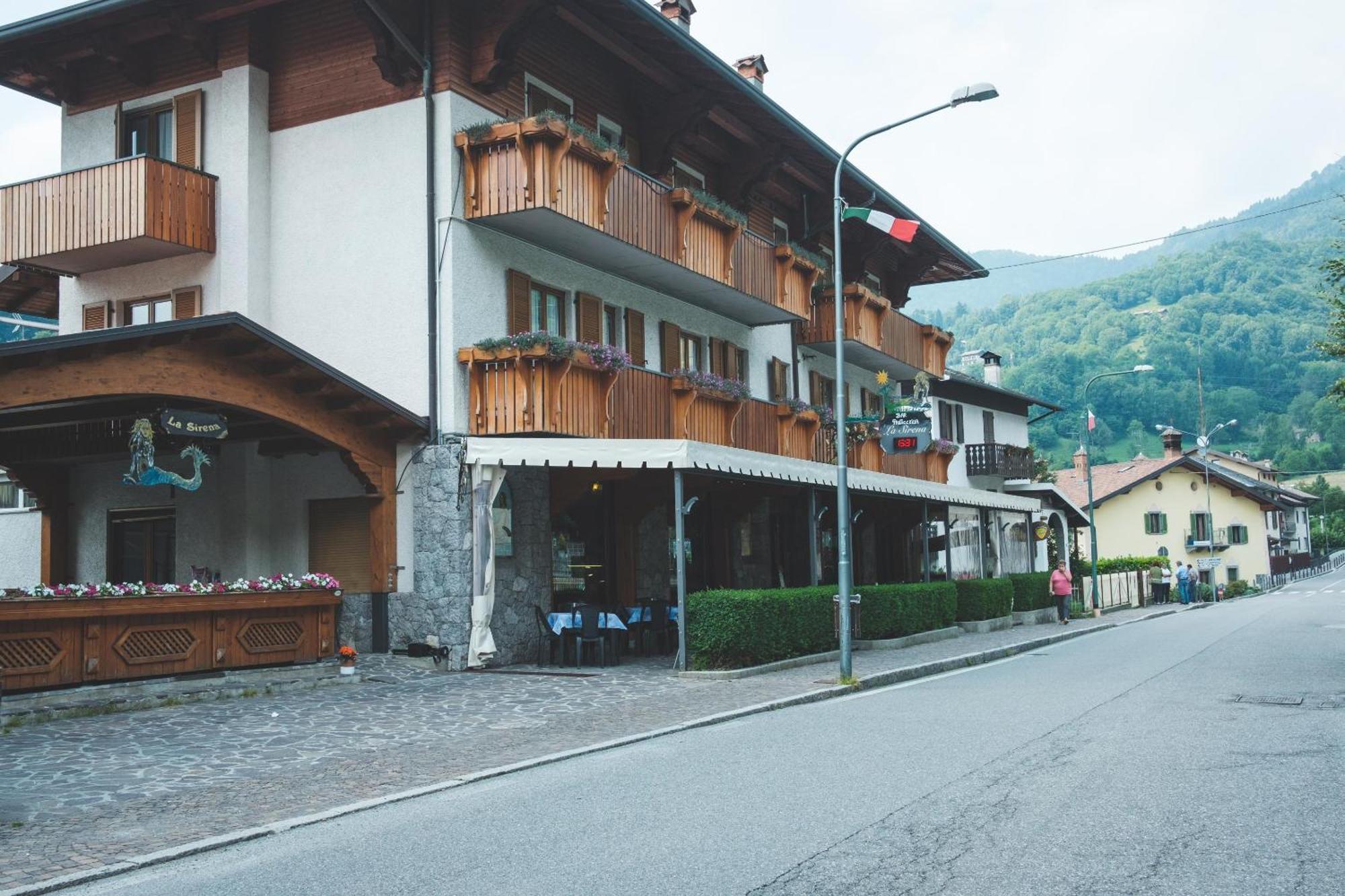 Appartamenti La Sirena Serina  Exterior photo